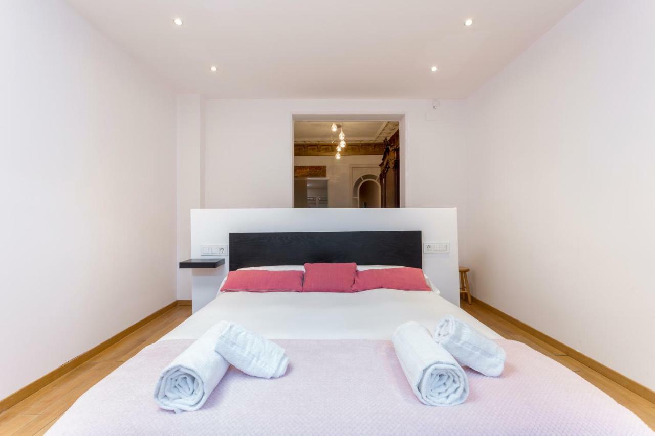1229 - Awesome City Center Apartment With Terrace Barcelona Exterior photo